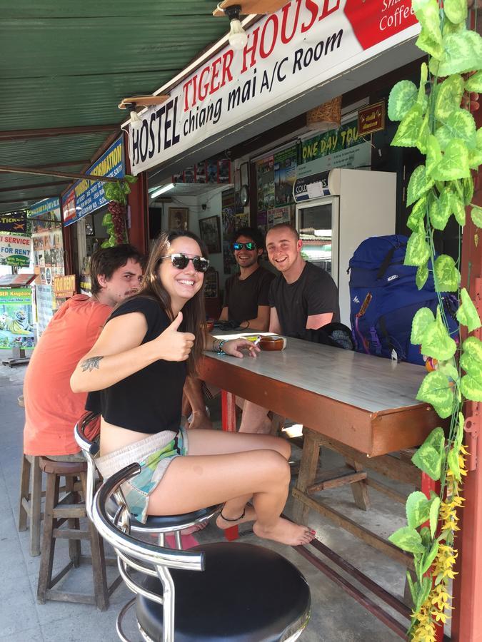 Tiger House Hostel (Adults Only) Chiang Mai Esterno foto