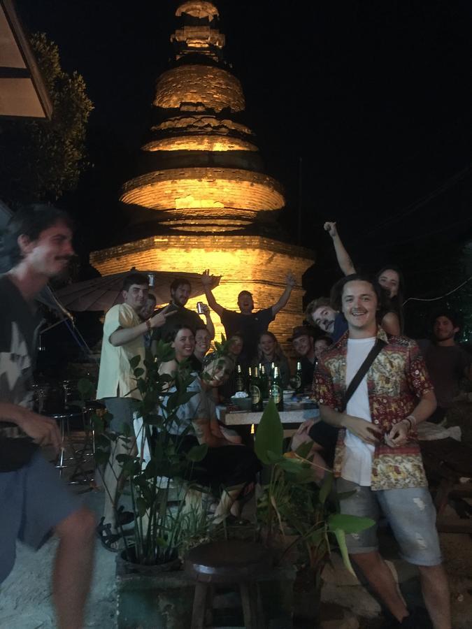 Tiger House Hostel (Adults Only) Chiang Mai Esterno foto