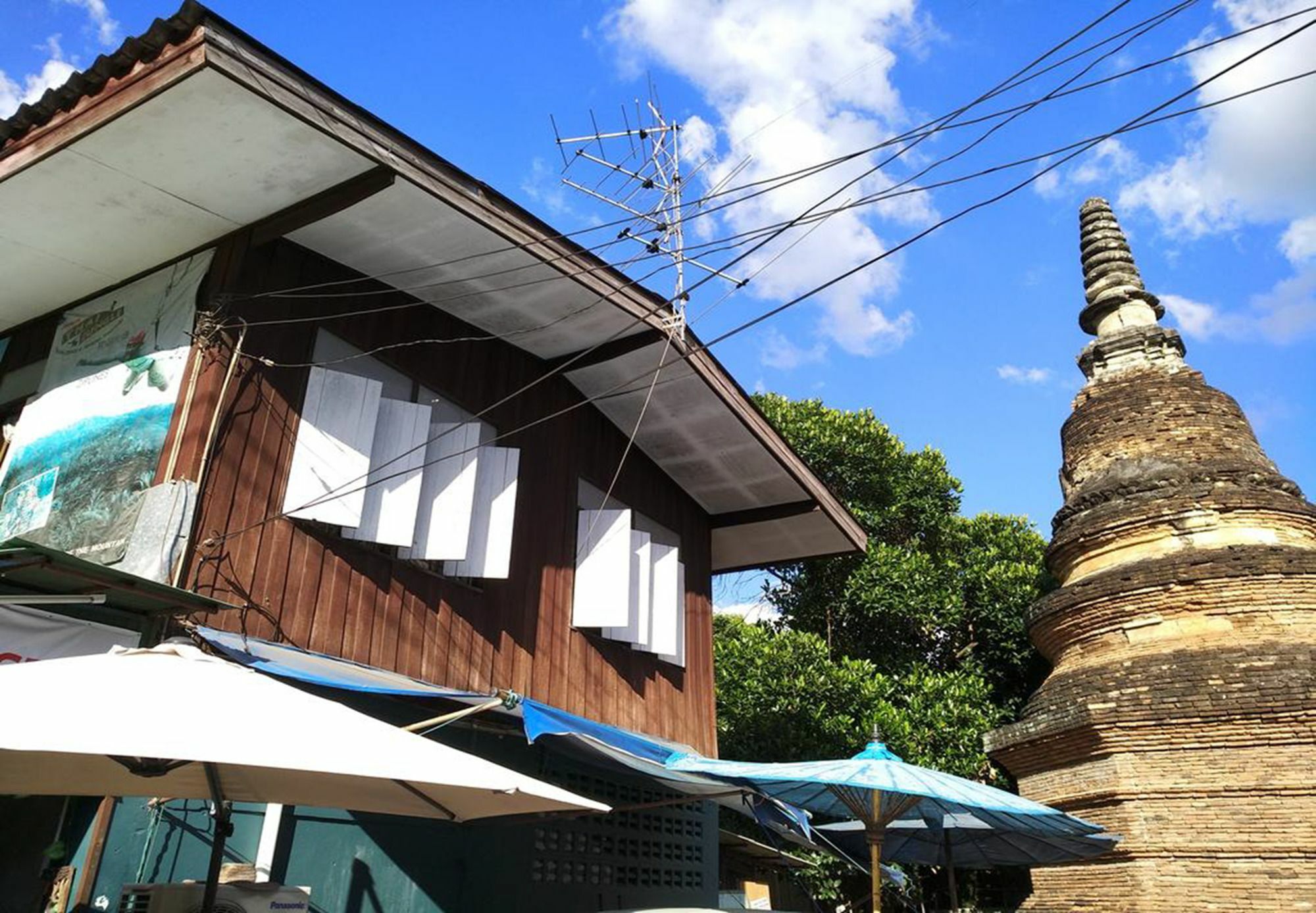 Tiger House Hostel (Adults Only) Chiang Mai Esterno foto