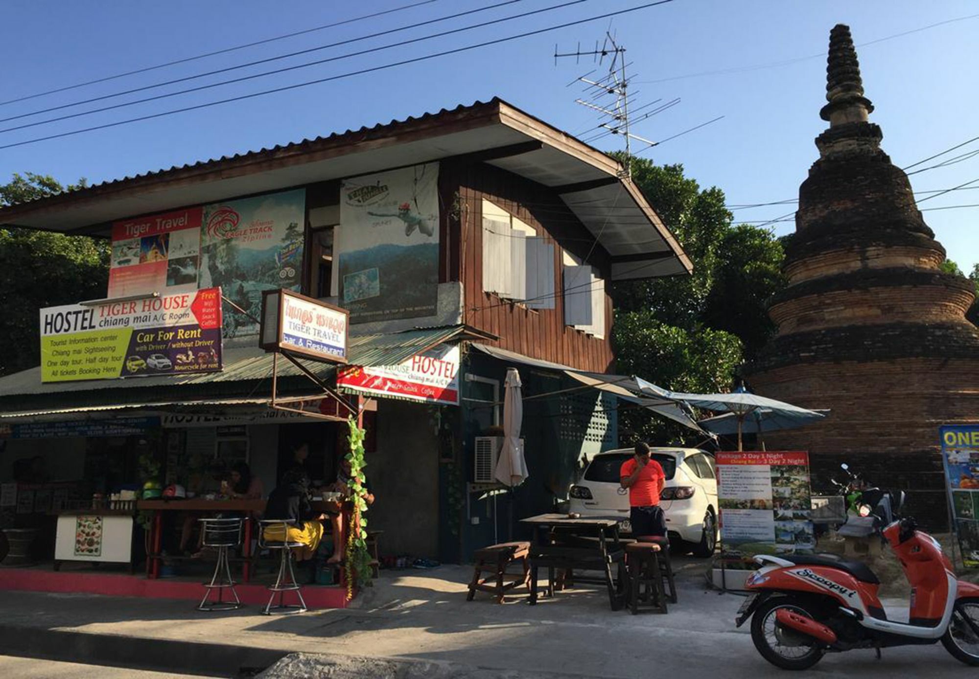 Tiger House Hostel (Adults Only) Chiang Mai Esterno foto